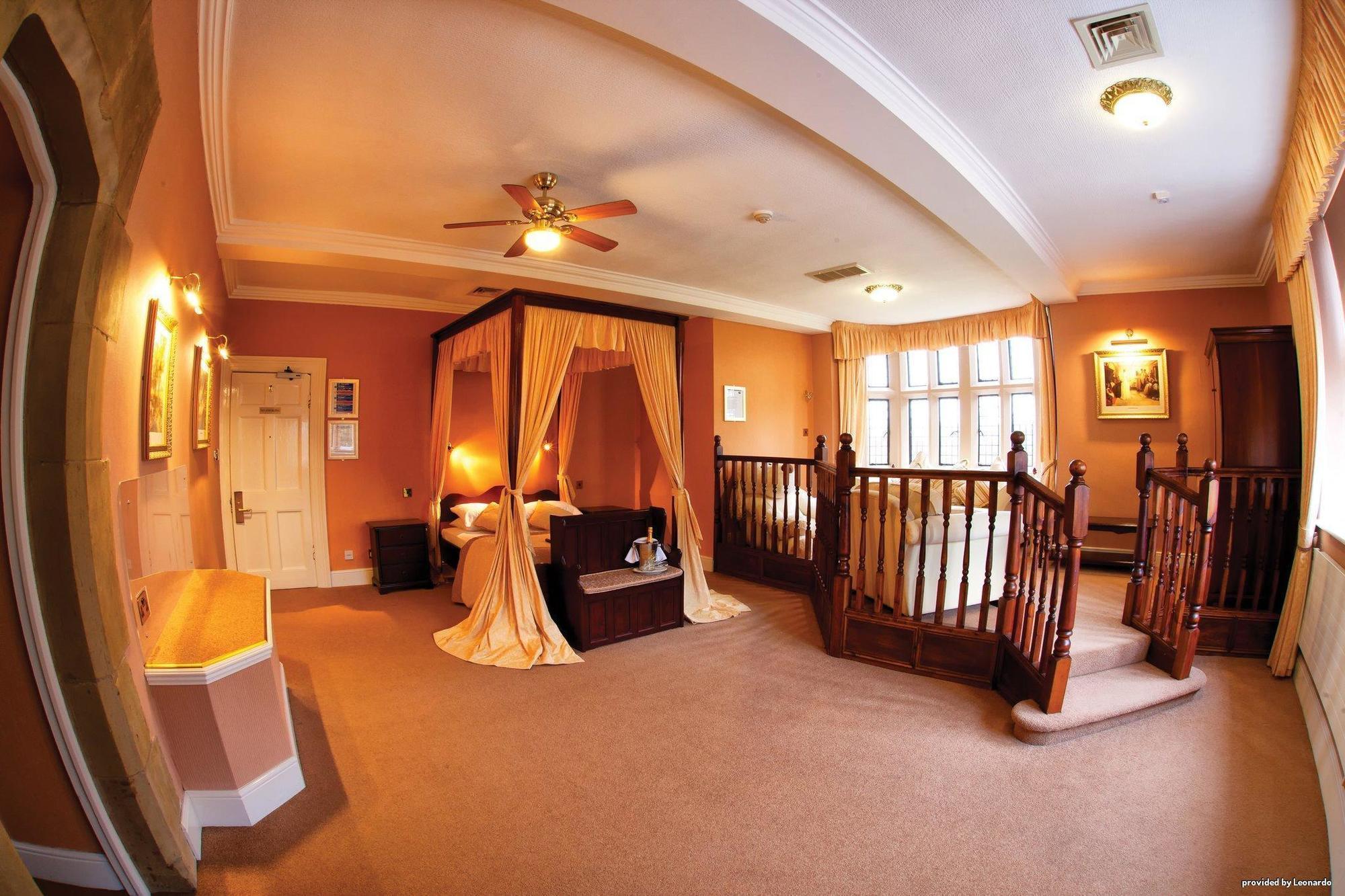 Rogerthorpe Manor Hotel Pontefract Room photo