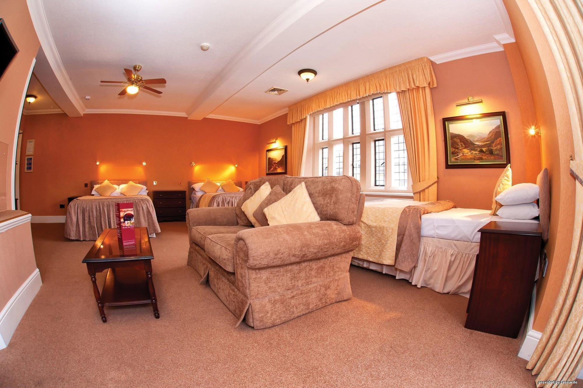 Rogerthorpe Manor Hotel Pontefract Room photo
